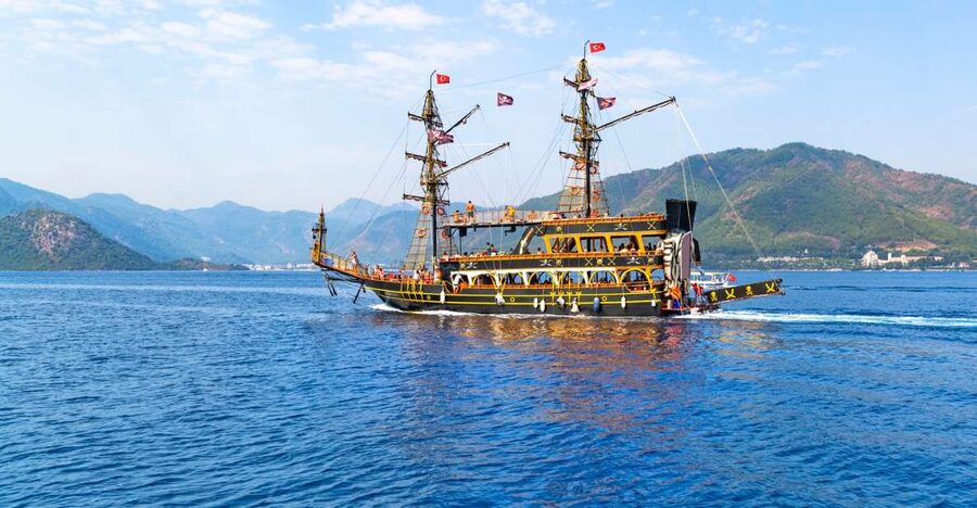 Kemer Full-Day Pirate Boat Trip with Lunch - Beycik Bükü and the second water stop