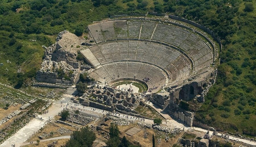 Kusadasi: Ephesus, House of Virgin Mary, and Temple Tour - Who should choose this tour?