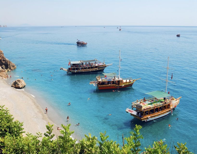 Kusadasi: Full-Day Boat Cruise w/ Lunch & Hotel Pickup - Snorkeling opposite the island of Samos
