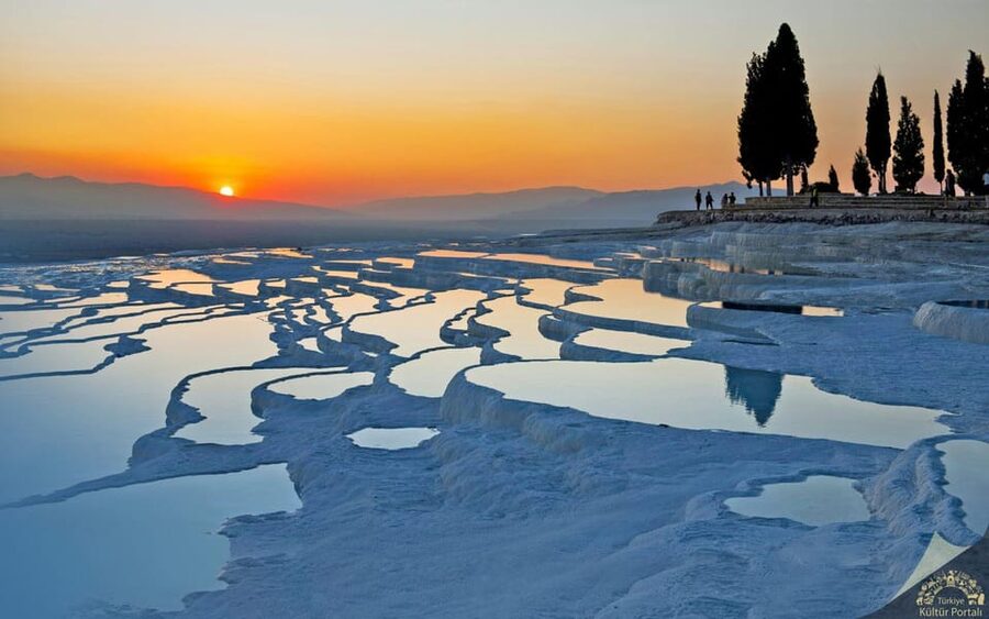 Kusadasi: Guided Pamukkale Tour - Should you book the Kusadasi Pamukkale tour?