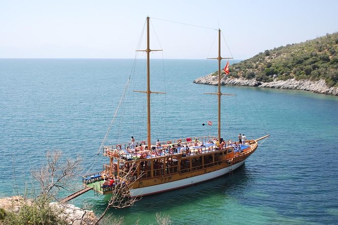Kusadasi & National Park Boat Tours with Lunch and Transfer - Choosing between Kusadasi and the National Park