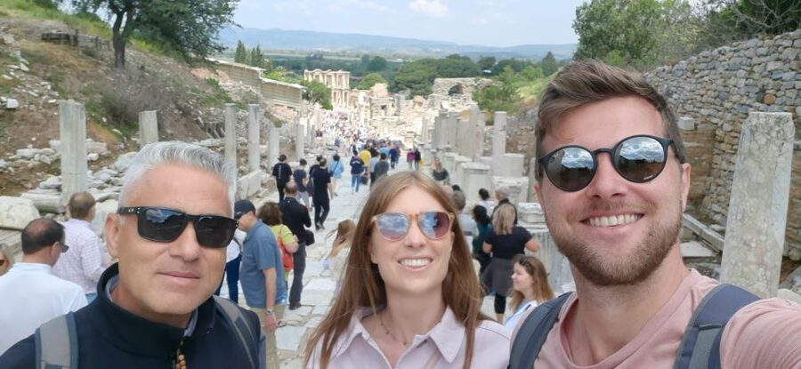Kusadasi Port: All Inclusive Ephesus Tour (Skip-The-Line) - Meeting your guide at Kusadasi Port