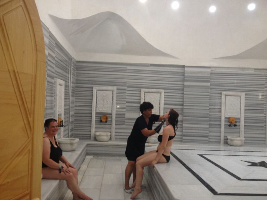 Kusadasi: Traditional Turkish Bath Experience - Changing, Lockers, and Getting Ready