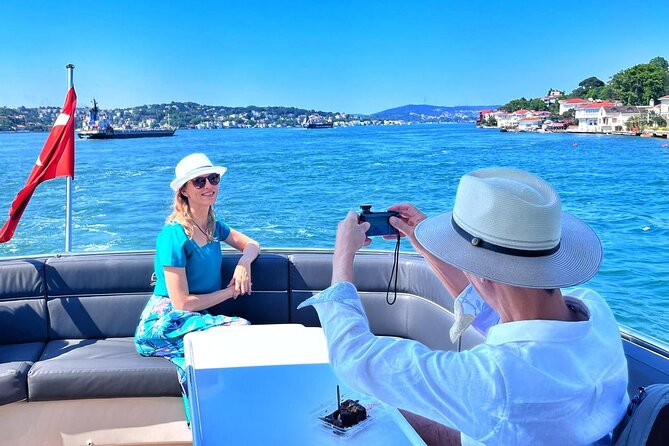 Luxury Bosphorus Yacht Cruise – Stopover in Asian Side - What you see from Europe to Asia