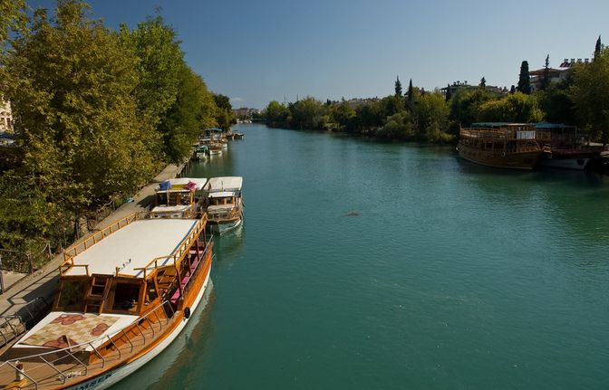 Manavgat Cruise & Grand Bazaar w/Lunch and Unlimited Drinks - Barbecue lunch with unlimited soft drinks