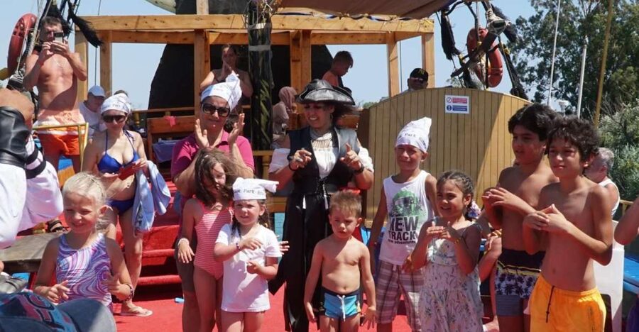 Manavgat River Boat Tour and Free Time at the Market - A river day with a market finish