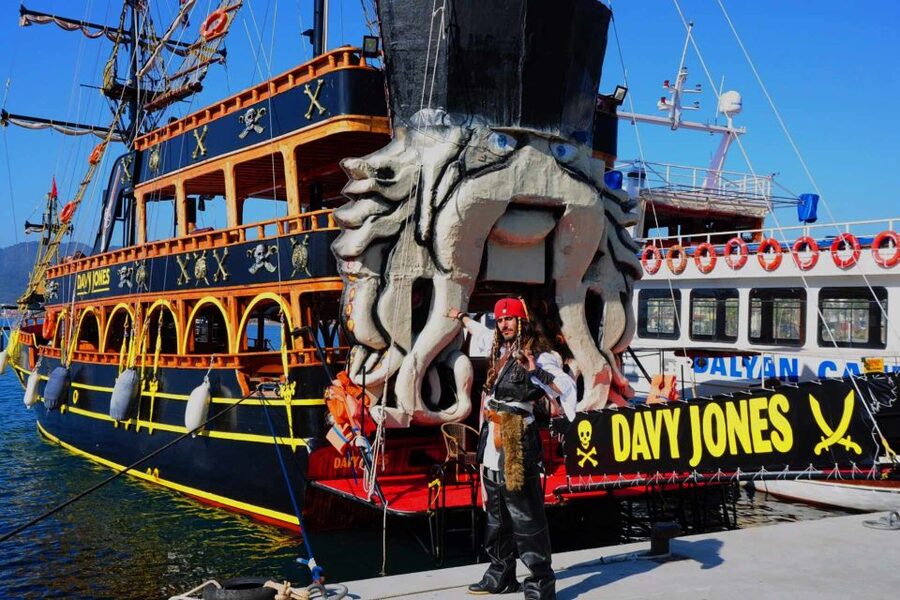 Marmaris: All-Inclusive Pirate Boat Trip with Pickup Option - Music, games, and the family atmosphere