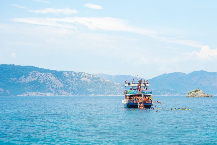 Marmaris: Bays Islands Boat Trip w/Lunch & Unlimited Drinks - A relaxed day rather than a serious sailing trip
