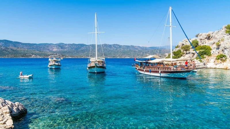 Marmaris: Boat Trip w/Lunch, ansfer & Unlimited Drinks - From your hotel to Marmaris harbor
