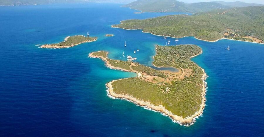 Marmaris: Cleopatra Island Boat Trip with Lunch and Transfer - Fine Sand Bay and the first swim