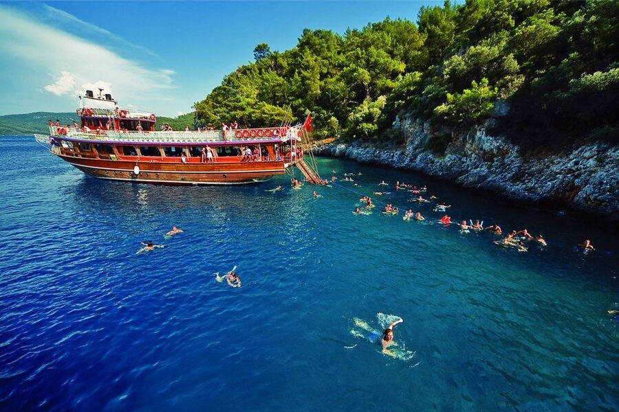 Marmaris Full-Day Boat Trip with Unlimited Soft Drinks+Lunch - Paradise Island gives you the first long swim