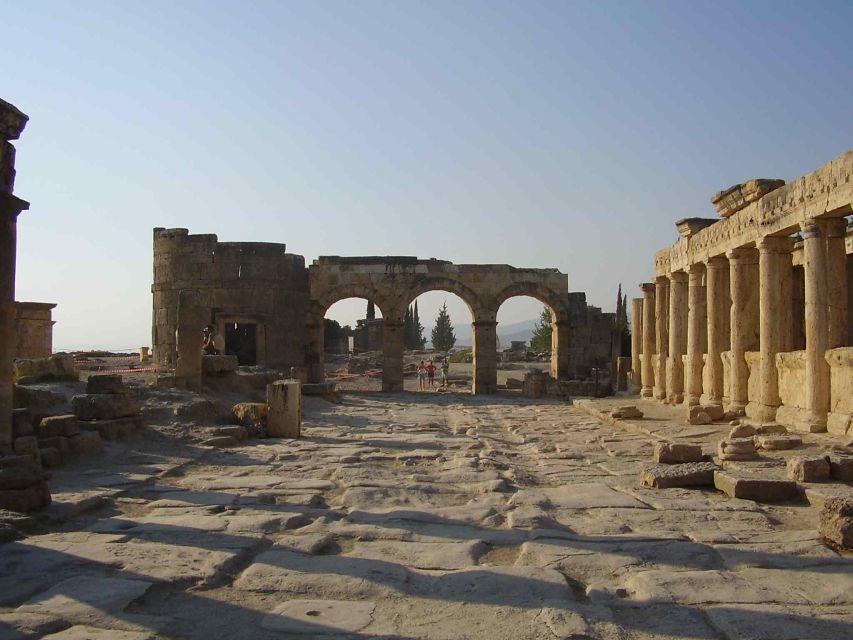 Marmaris: Pamukkale, Hot Spring, Travertines Tour with Lunch - Pamukkale is worth the long road from Marmaris