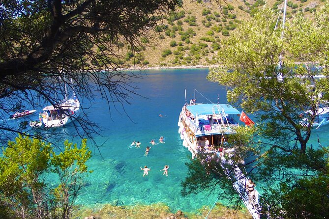 Ölüdeniz: Butterfly Valley Boat Trip with Buffet Lunch - St. Nicholas Island and the Santa Claus story