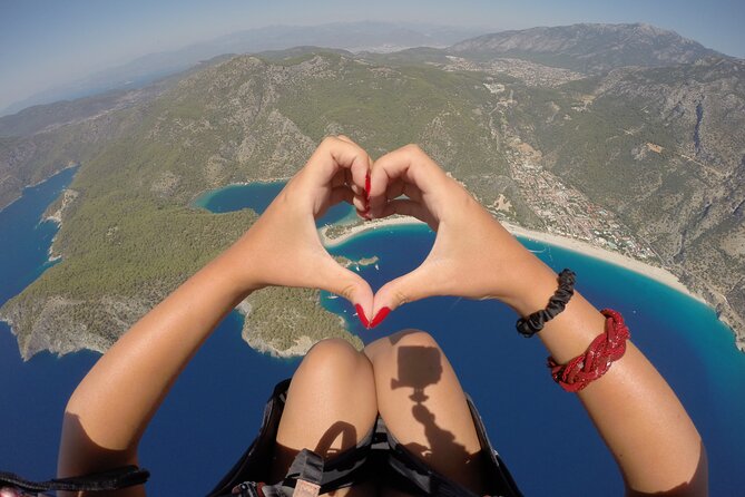 Oludeniz Paragliding Fethiye Turkey, Additional Features - How safe and comfortable does it feel?