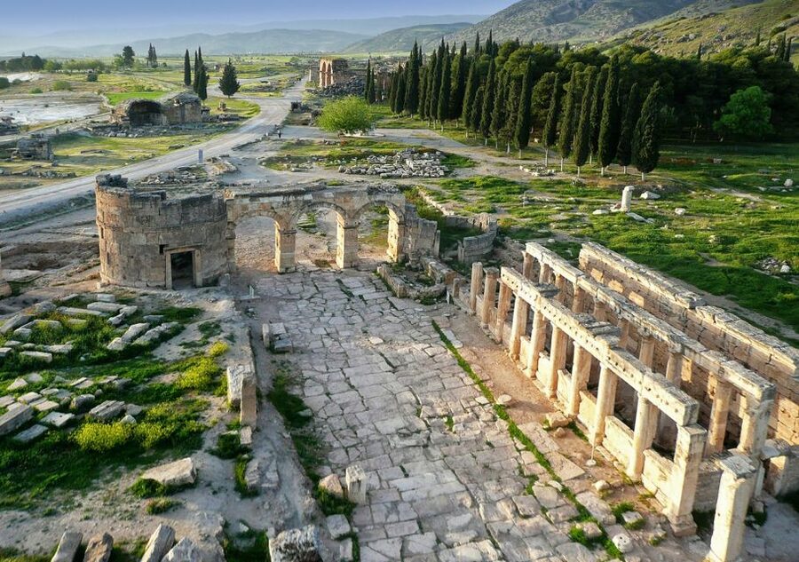 Pamukkale: City Highlights Tour with Lunch & Hotel Transfers - The white terraces and Cleopatra’s Pool