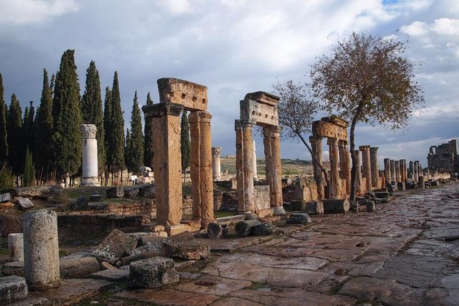 Pamukkale Small Group Tour From Kusadasi or Selcuk - What the Guide Adds