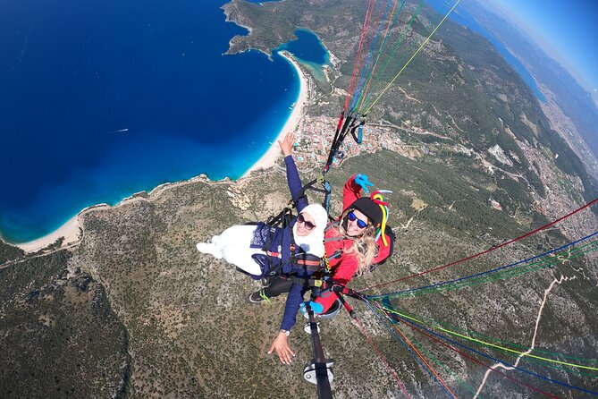 Paragliding Experience in Ölüdeniz - The Butterfly Valley part of the outing