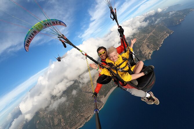 Paragliding Experience in Ölüdeniz - Landing and comfort concerns