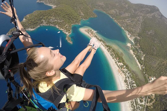 Paragliding Oludeniz - Fethiye, Turkey - Photos, video, and the extra-cost question
