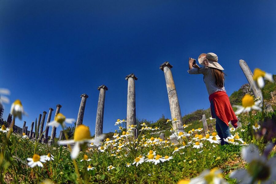Perge, Aspendos & city of Side Full-Day Tour from Antalya - Guides, transport, and the pace of the day