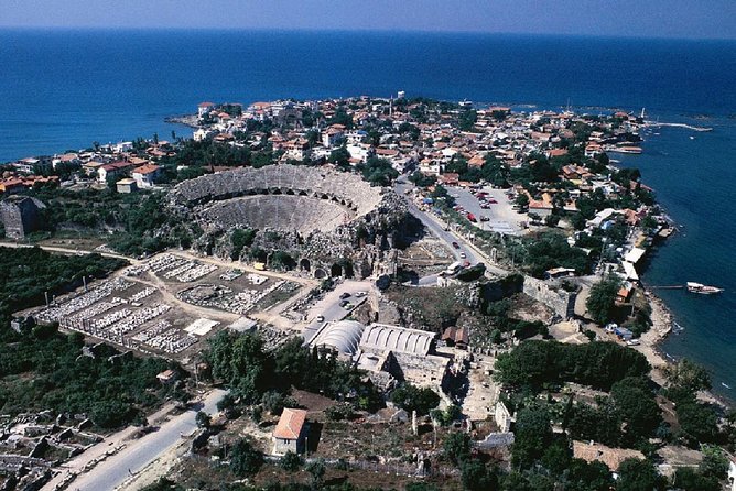 Perge Aspendos Side and Manavgat Waterfall Tour - The morning pickup and the reality of a group route