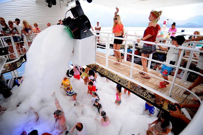Pirate Boat Trip from Bodrum Incl. Lunch and Drinks - Karaada and the Kleoptra Cave swimming stop