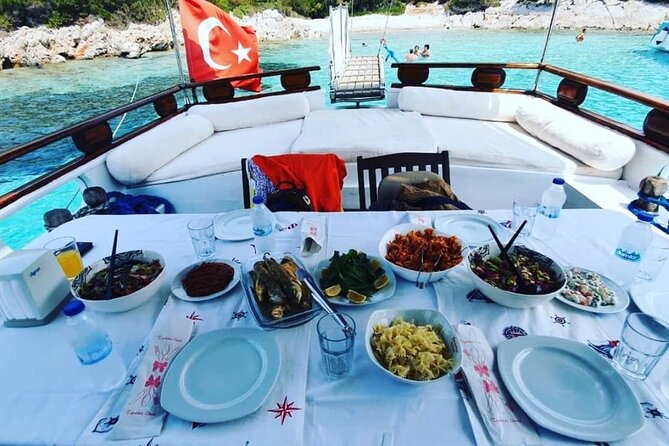 Private 6-Hour Boat Tour with Lunch in Bodrum Bays - Practical choices that improve the day