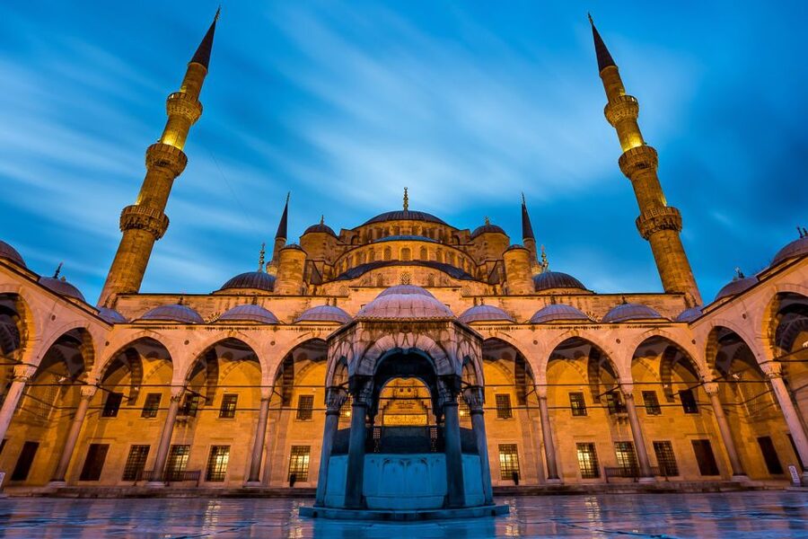 Private 7-Hour Istanbul Tour with Red Carpet Treatment - A smart route through Istanbul’s imperial center
