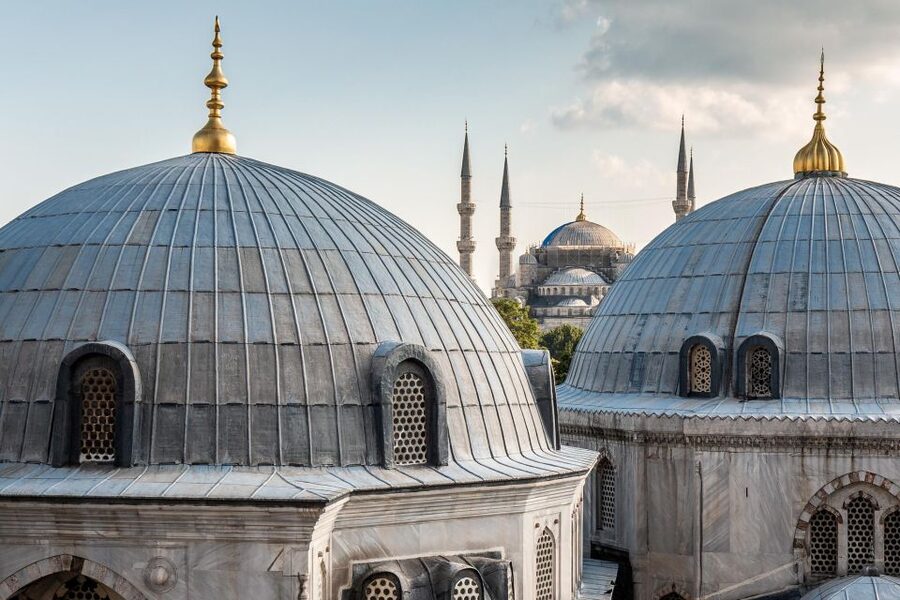 Private 7-Hour Istanbul Tour with Red Carpet Treatment - A lunch break in Sultanahmet