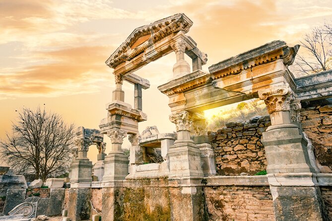 Private Biblical Ephesus Tour from Kusadasi Port with Lunch - What the private format gives you