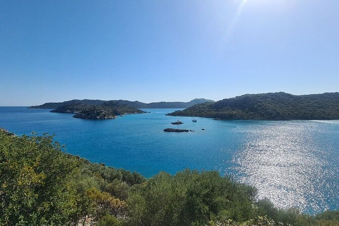 Private Blue Cruise with Cheers Yachting in Turkey - Day 4: Breakfast in Gökkaya and departure at Demre
