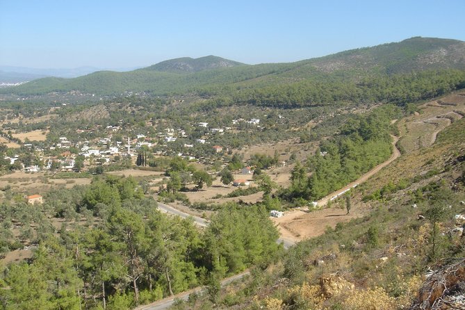 Private Bodrum Village Tour + 1 Glass Free Local Wine - The drive from Bodrum and the port