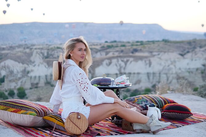 Private Breakfast Organisation in the Love Valley - Breakfast Before Sunrise in Love Valley
