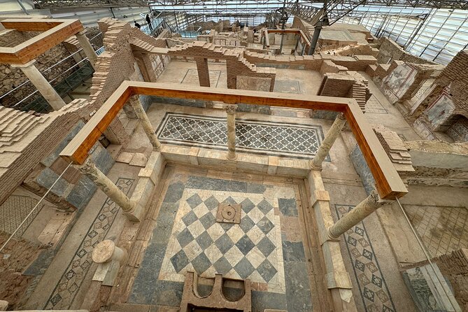 PRIVATE EPHESUS TOUR FOR CRUISERS: On-time Return and Skip-Line - The Terrace Houses Are Worth Considering