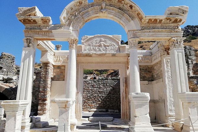 PRIVATE NO HIDDEN FEES Ephesus, Mary's House Guided Tour /GRP OPT - How to handle shopping stops