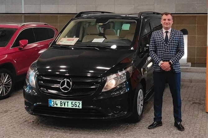 Private Transfer From Istanbul Airport to Istanbul - Clean vans, space for luggage, and useful extras
