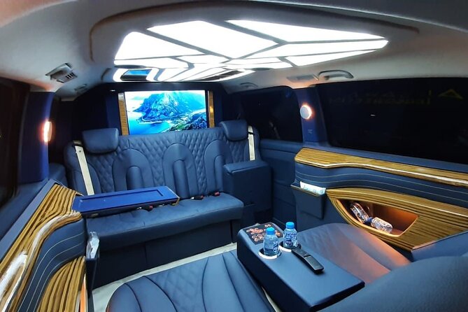 Professional Airport Transfer Services in All Turkey - WhatsApp is the strength and the weak point