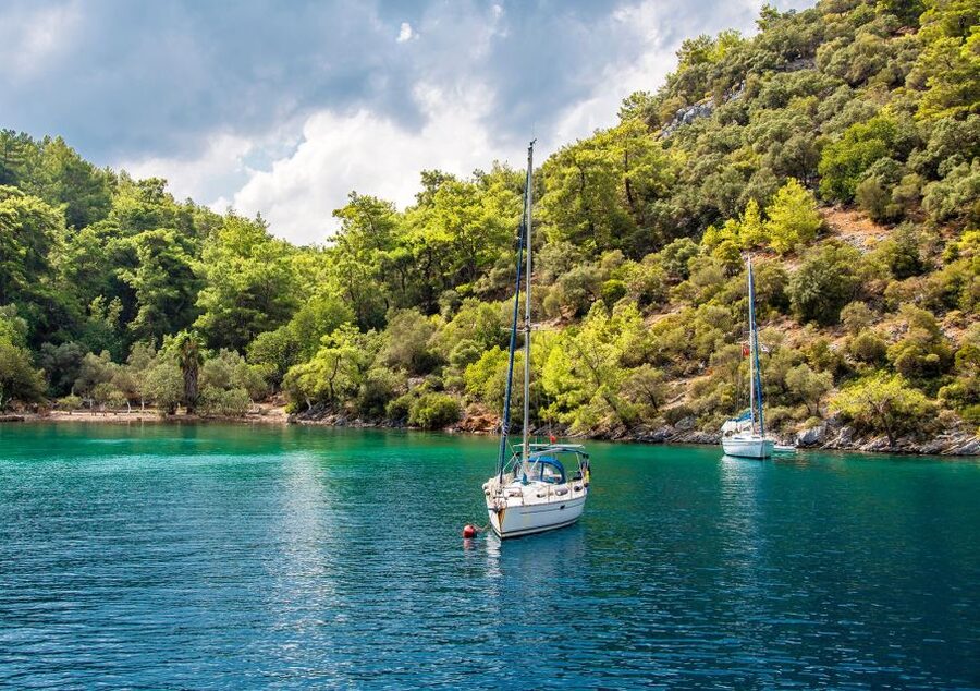 Sarigerme: 12 Islands Boat Trip with Lunch and Transfer - Setting sail from Sarigerme into Göcek Gulf
