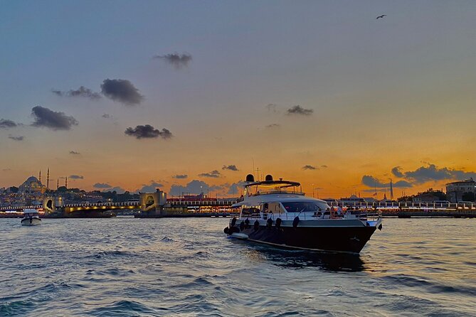 Scenic Bosphorus Sunset Cruise – 2.5 Hours of Luxury & Views - Beylerbeyi, Üsküdar, and the Asian shore