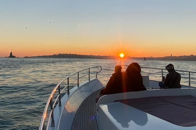 Scenic Bosphorus Sunset Cruise – 2.5 Hours of Luxury & Views - How good is the guiding?