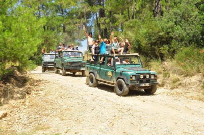 Jeep Safari Adventure with Lunch at Green Lake