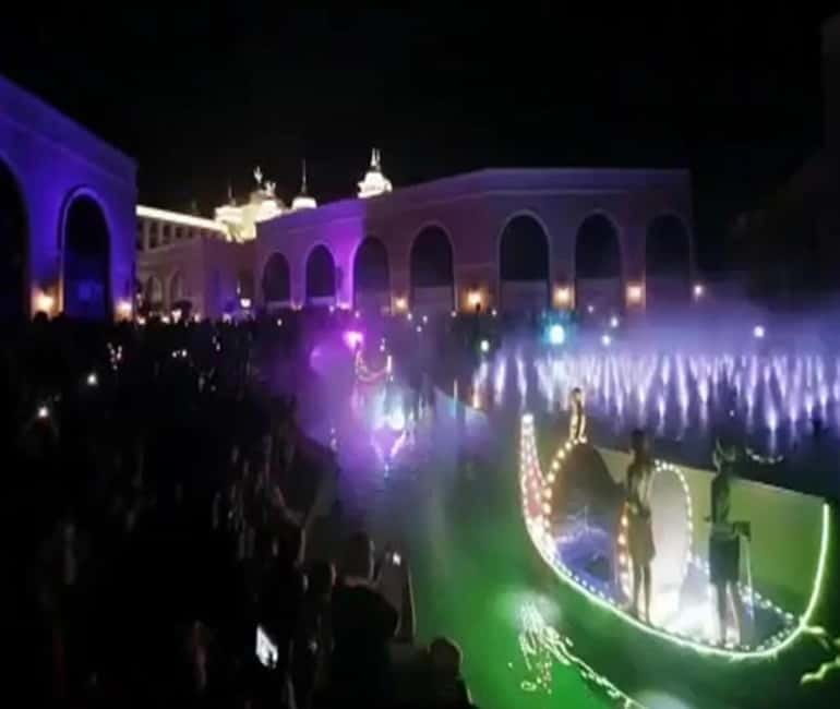Side: Night Shows at The Land Of Legends with Transfer - Why The Land Of Legends works best after sunset