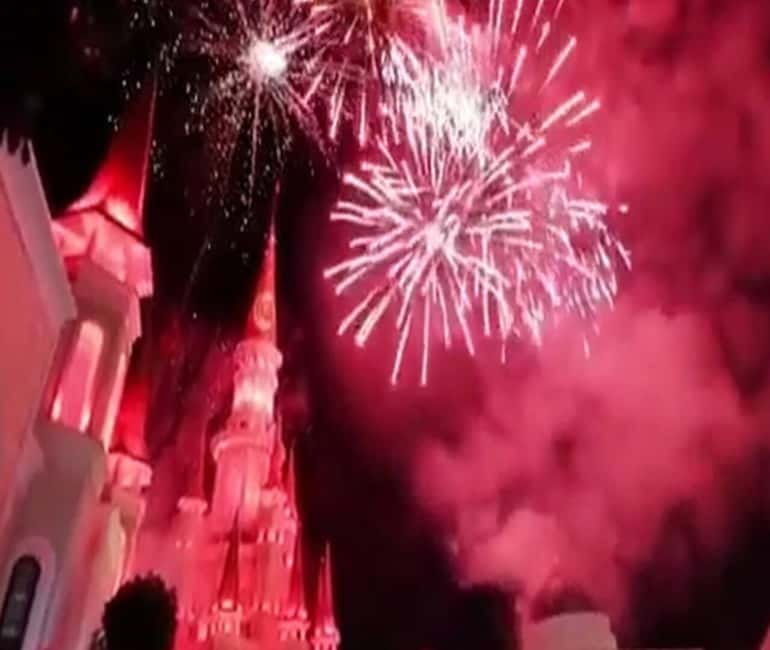 Side: Night Shows at The Land Of Legends with Transfer - Should you book The Land Of Legends night show?