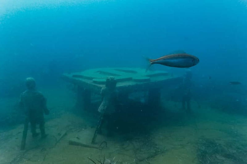 Side: Scuba Diving, Underwater Museum, 2 Dives incl. Lunch - Getting ready for your first underwater session
