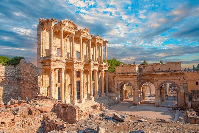 SKIP-THE-LINE: Group & Private Ephesus Tour ENTRY FEE & LUNCH - The Prytaneion shows how the city worked