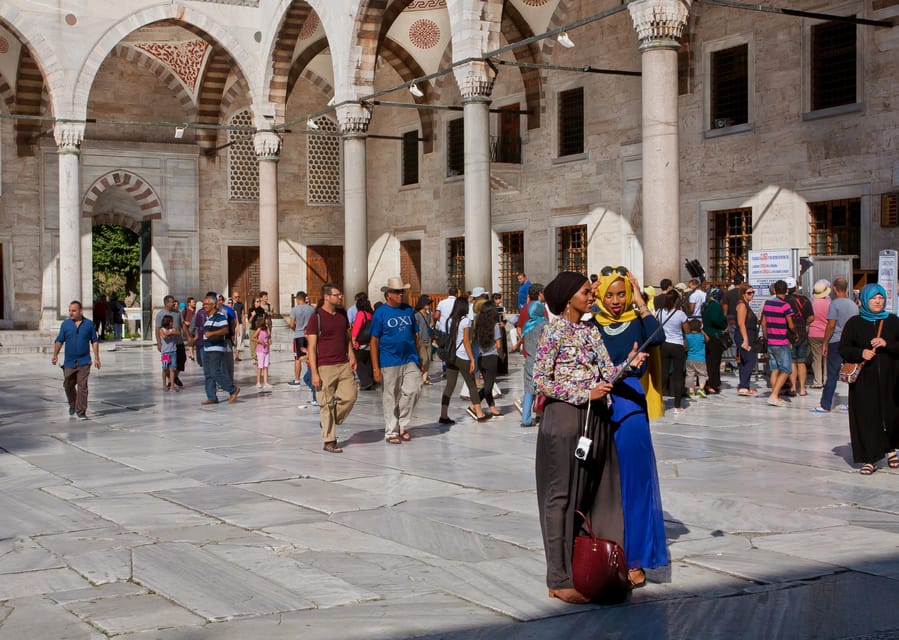 Skip-the-Line Hagia Sophia Digital Tickets w/Audio Guide - Seeing the dome, mosaics, and Ottoman calligraphy