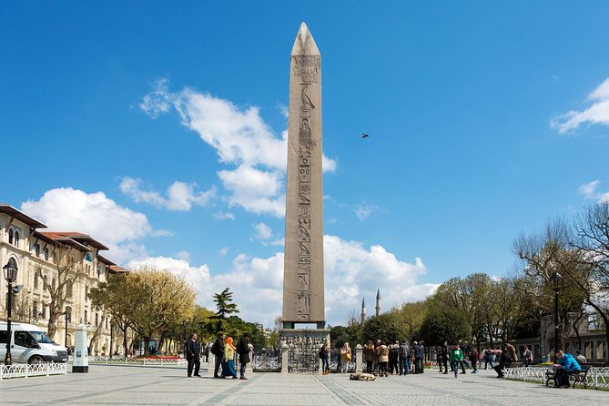 Small Group Full-Day Istanbul: Old City, Bosphorus Cruise & Lunch - Grand Bazaar: shopping, browsing, and a clear warning