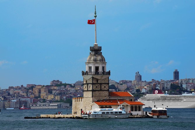 Small Group Full-Day Istanbul: Old City, Bosphorus Cruise & Lunch - Spice Bazaar and the Golden Horn