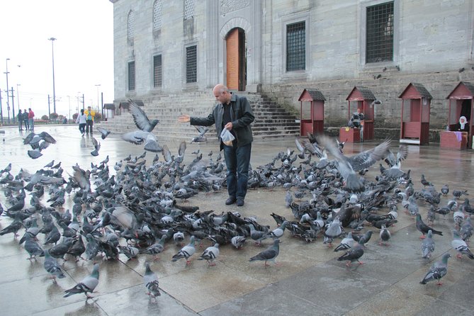 Small Group Full-Day Istanbul: Old City, Bosphorus Cruise & Lunch - The Bosphorus cruise closes the day