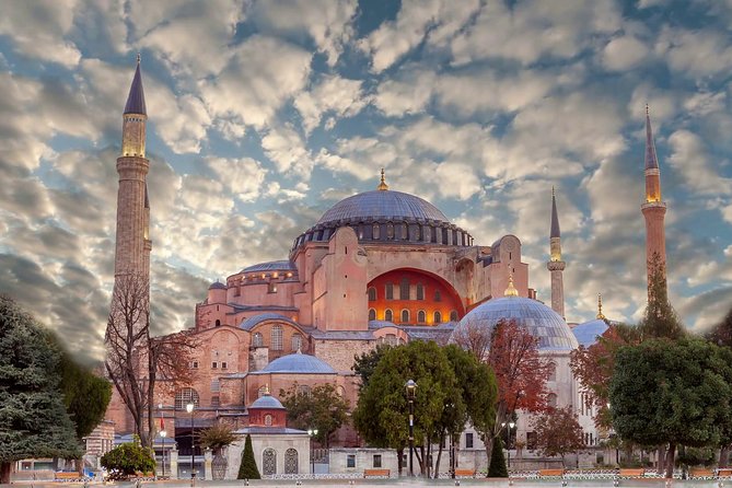 Small Group Tour: Essential Istanbul - Grand Bazaar: shopping with a guide beside you